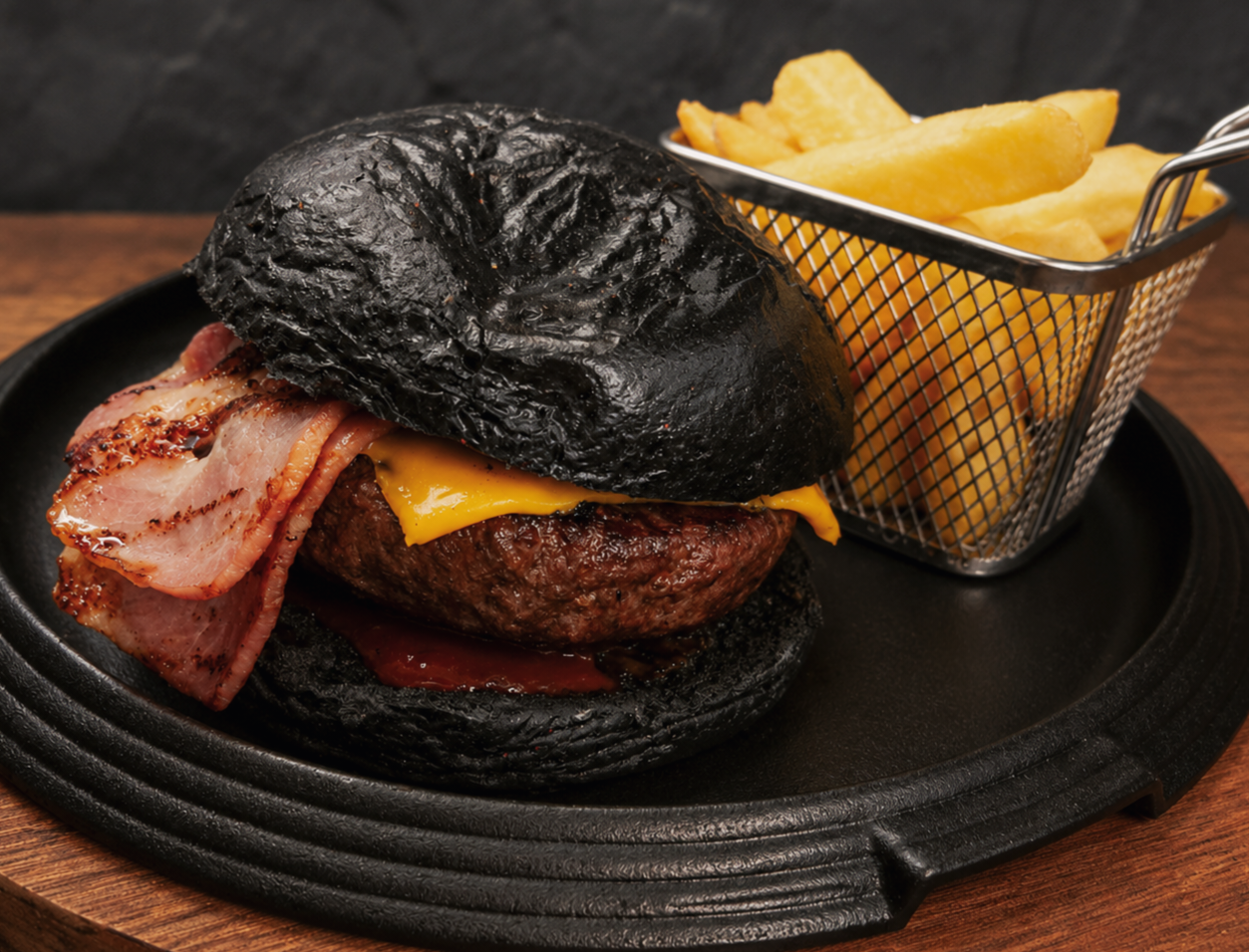 Hamburguesa de ternera, beicon y quieso
